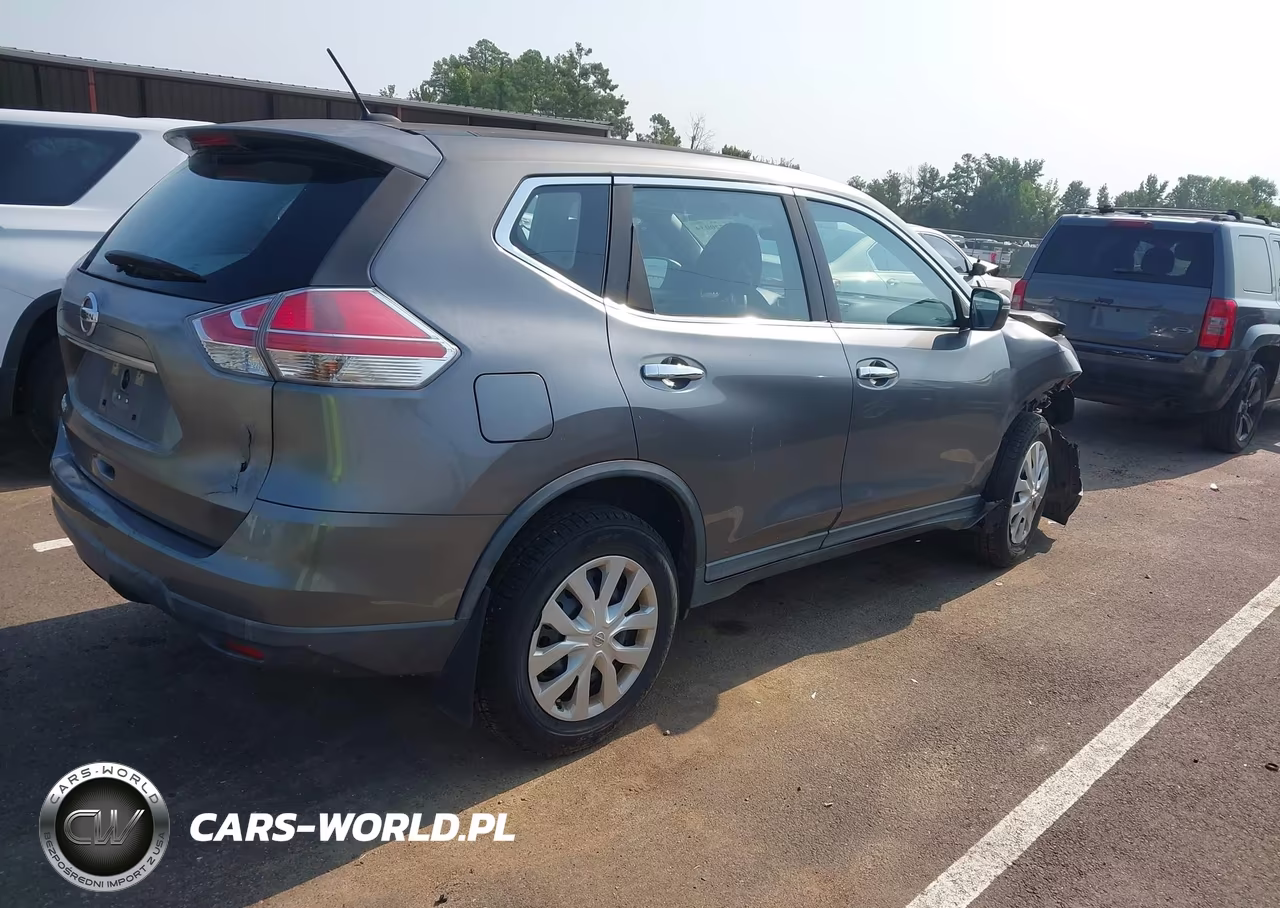 2015 Nissan Rogue S VIN:KNMAT2MT1FP565787 - 4