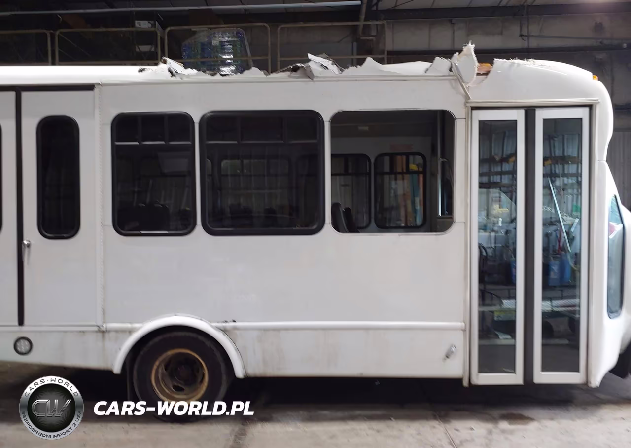 2019 Ford E-350 Cutaway VIN:1FDEE3FS5KDC35809 - 14