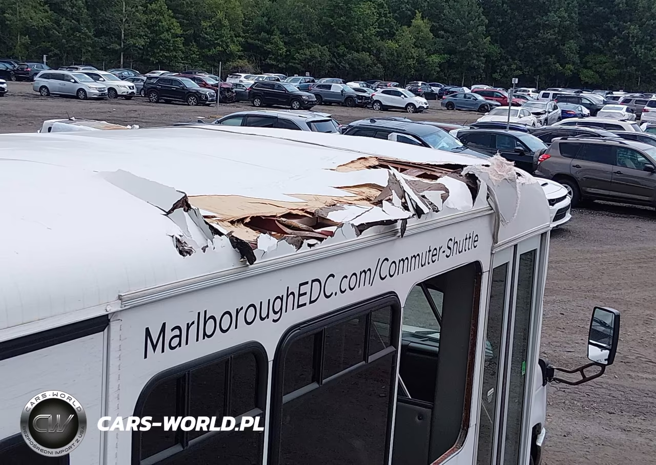 2019 Ford E-350 Cutaway VIN:1FDEE3FS5KDC35809 - 18