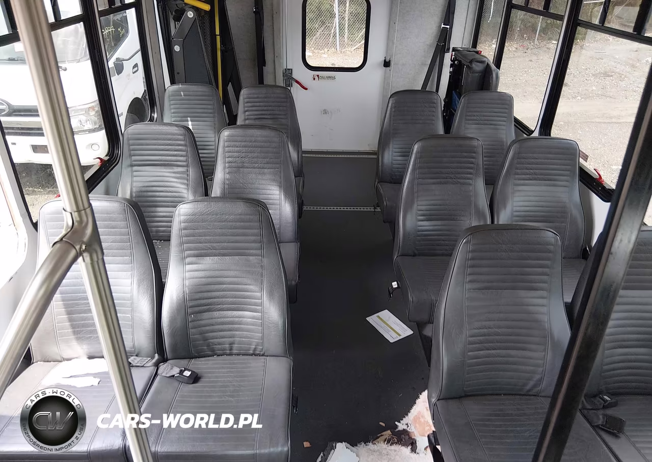 2019 Ford E-350 Cutaway VIN:1FDEE3FS5KDC35809 - 7