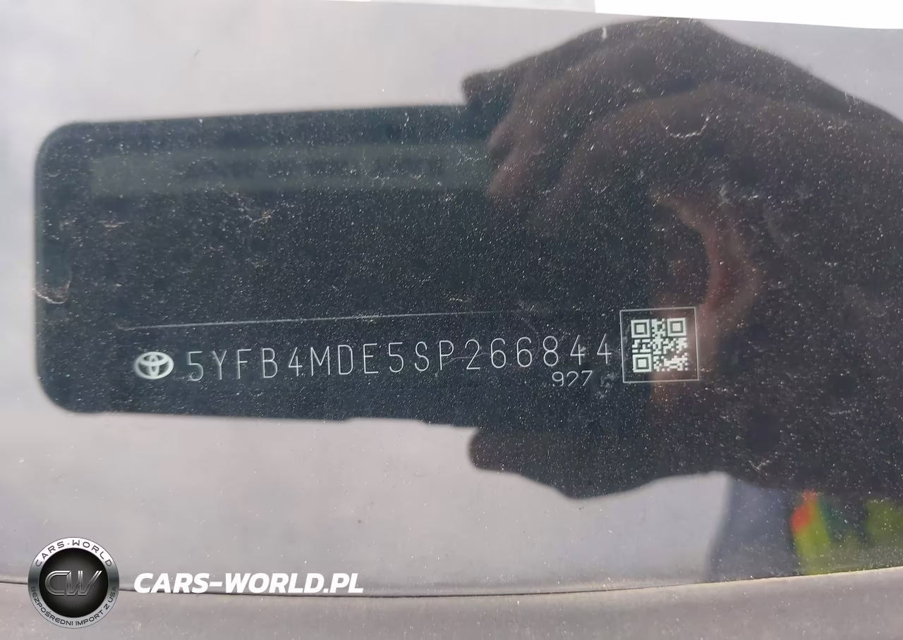 2025 Toyota Corolla Le VIN:5YFB4MDE5SP266844 - 9