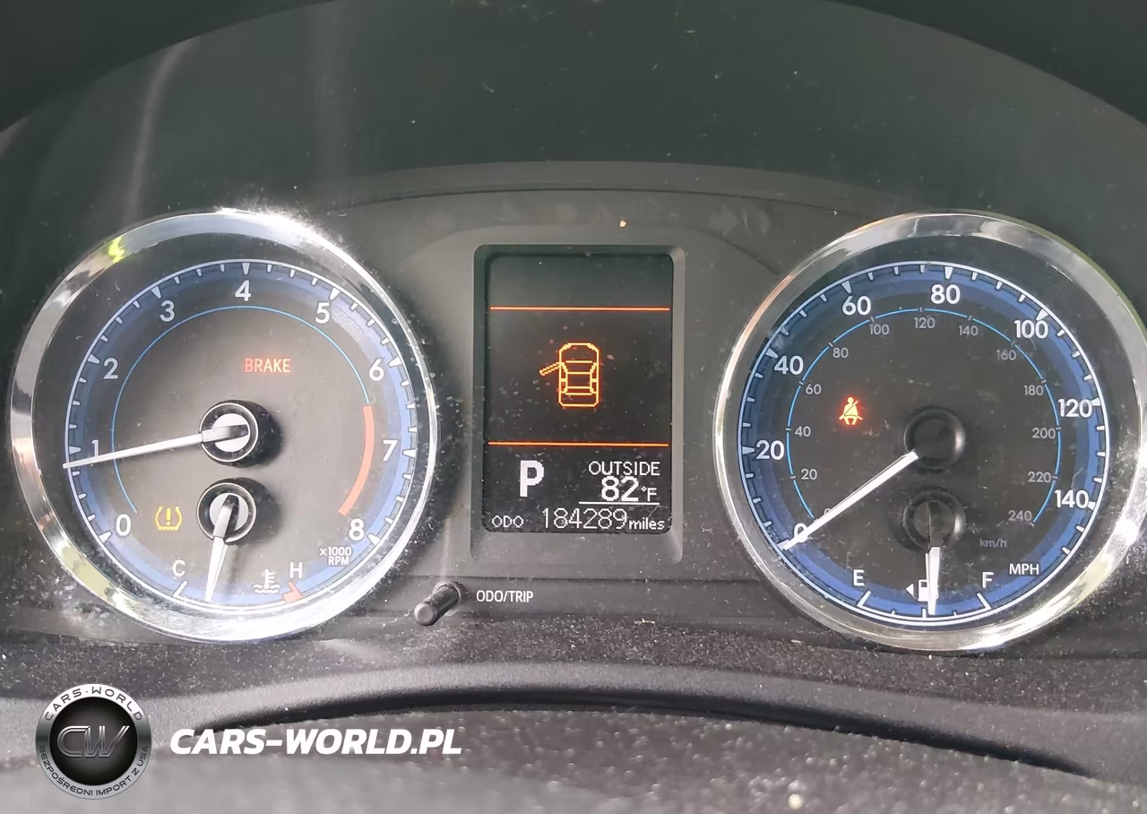 2017 Toyota Corolla Le VIN:2T1BURHE1HC752910 - 7
