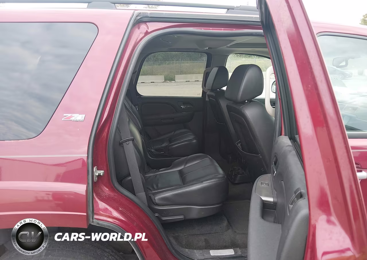 2007 Chevrolet Tahoe Lt VIN:1GNFK130X7R420447 - 8