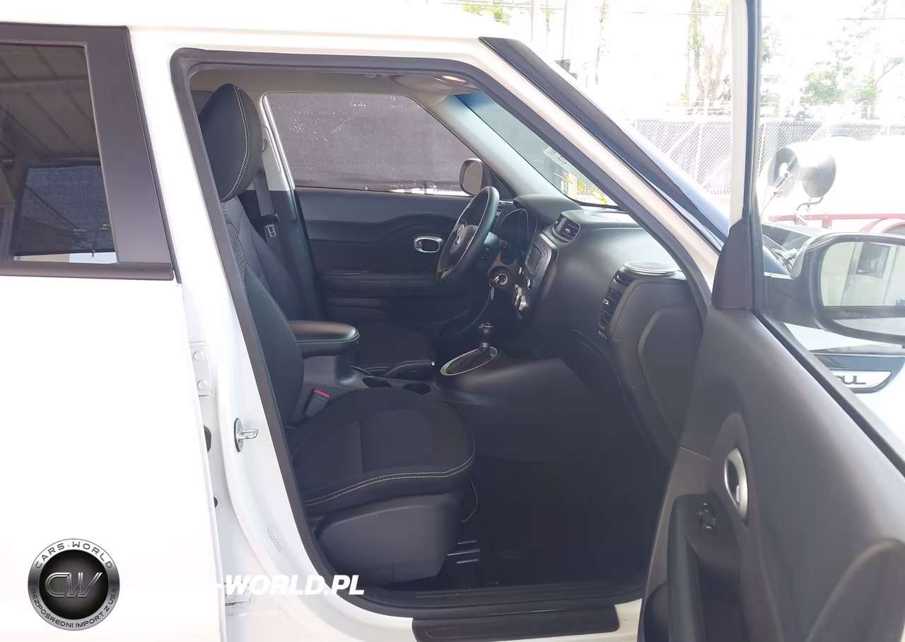 2016 Kia Soul + VIN:KNDJP3A55G7407616 - 5
