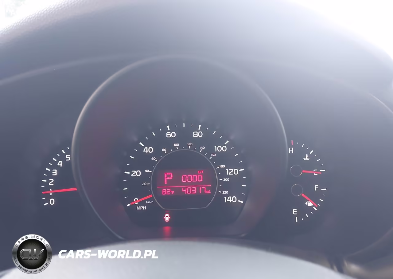 2016 Kia Soul + VIN:KNDJP3A55G7407616 - 7