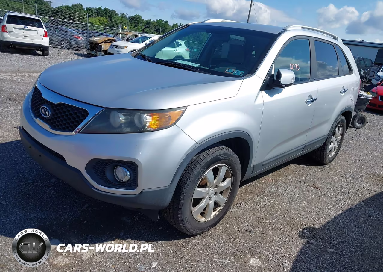 2011 Kia Sorento Lx VIN:5XYKTDA17BG048042 - 2