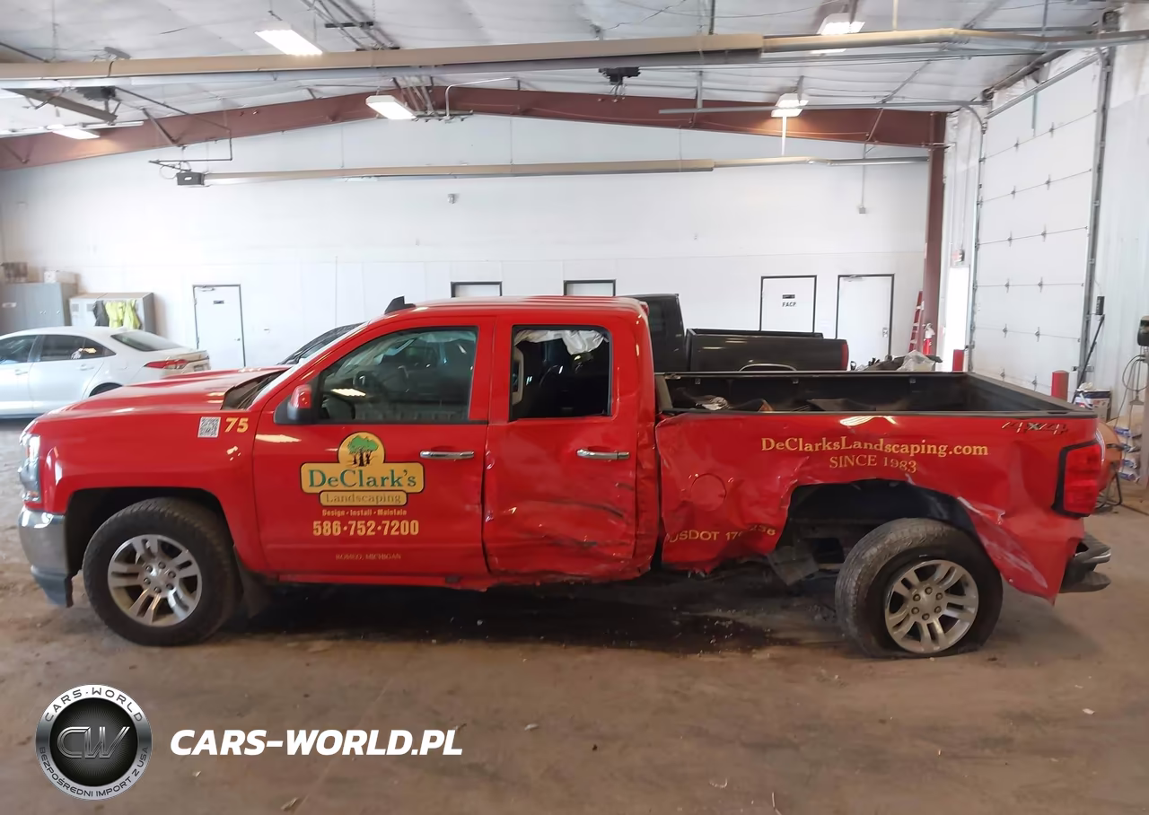 2018 Chevrolet Silverado 1500 1Lt VIN:1GCVKREC4JZ303755 - 14