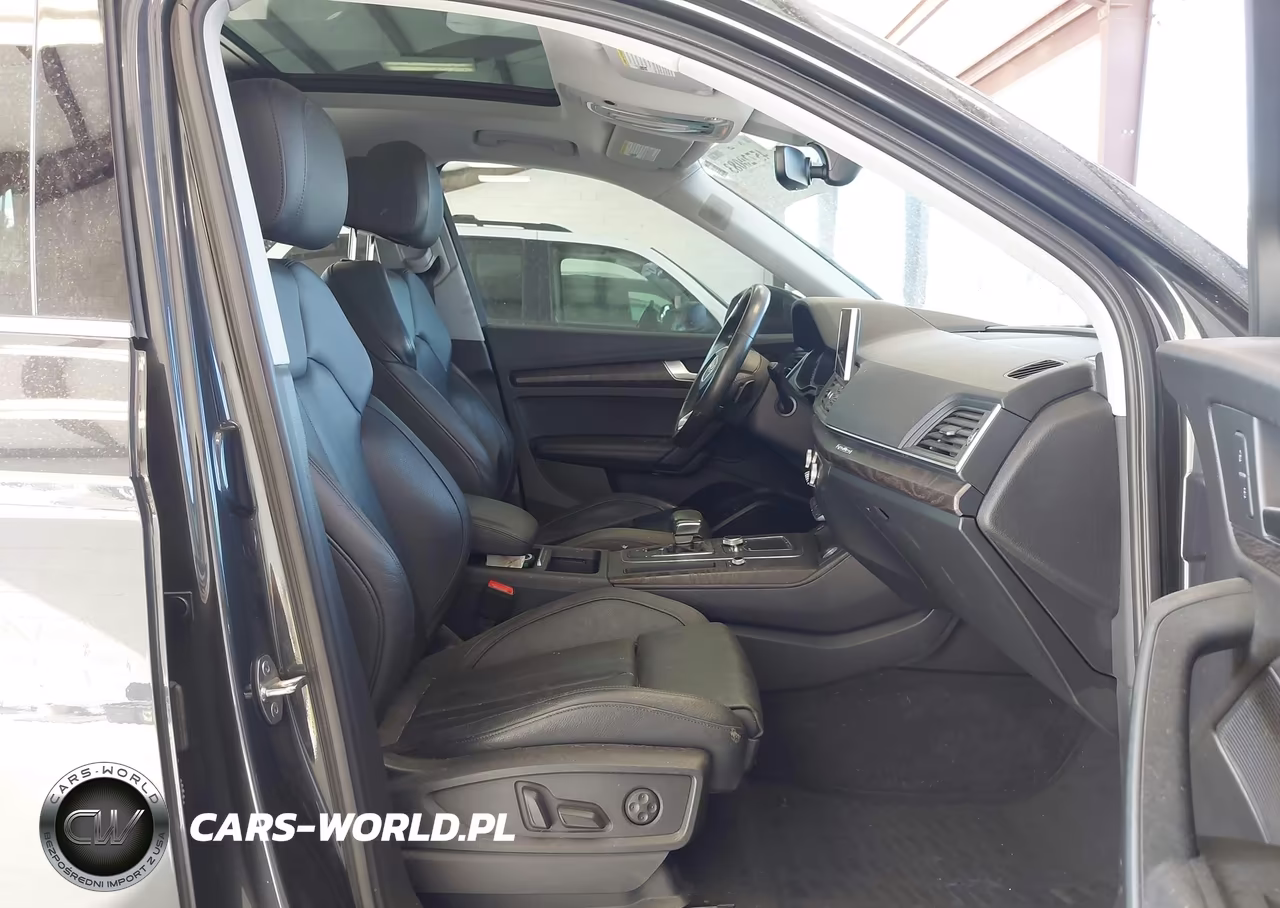 2018 Audi Q5 2.0T Premium VIN:WA1CNAFY3J2062297 - 5
