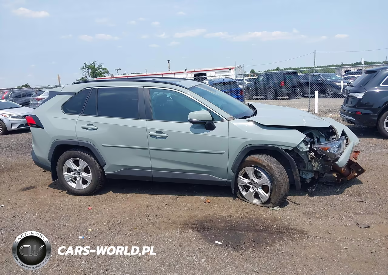 2021 Toyota Rav4 Xle VIN:2T3P1RFV9MW205014 - 13