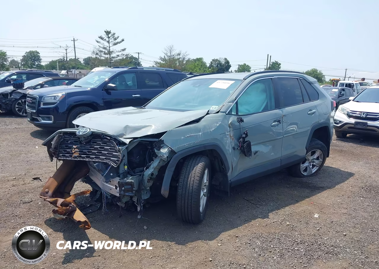 2021 Toyota Rav4 Xle VIN:2T3P1RFV9MW205014 - 2