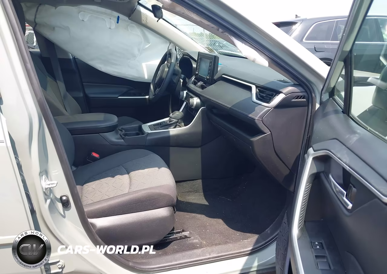2021 Toyota Rav4 Xle VIN:2T3P1RFV9MW205014 - 5