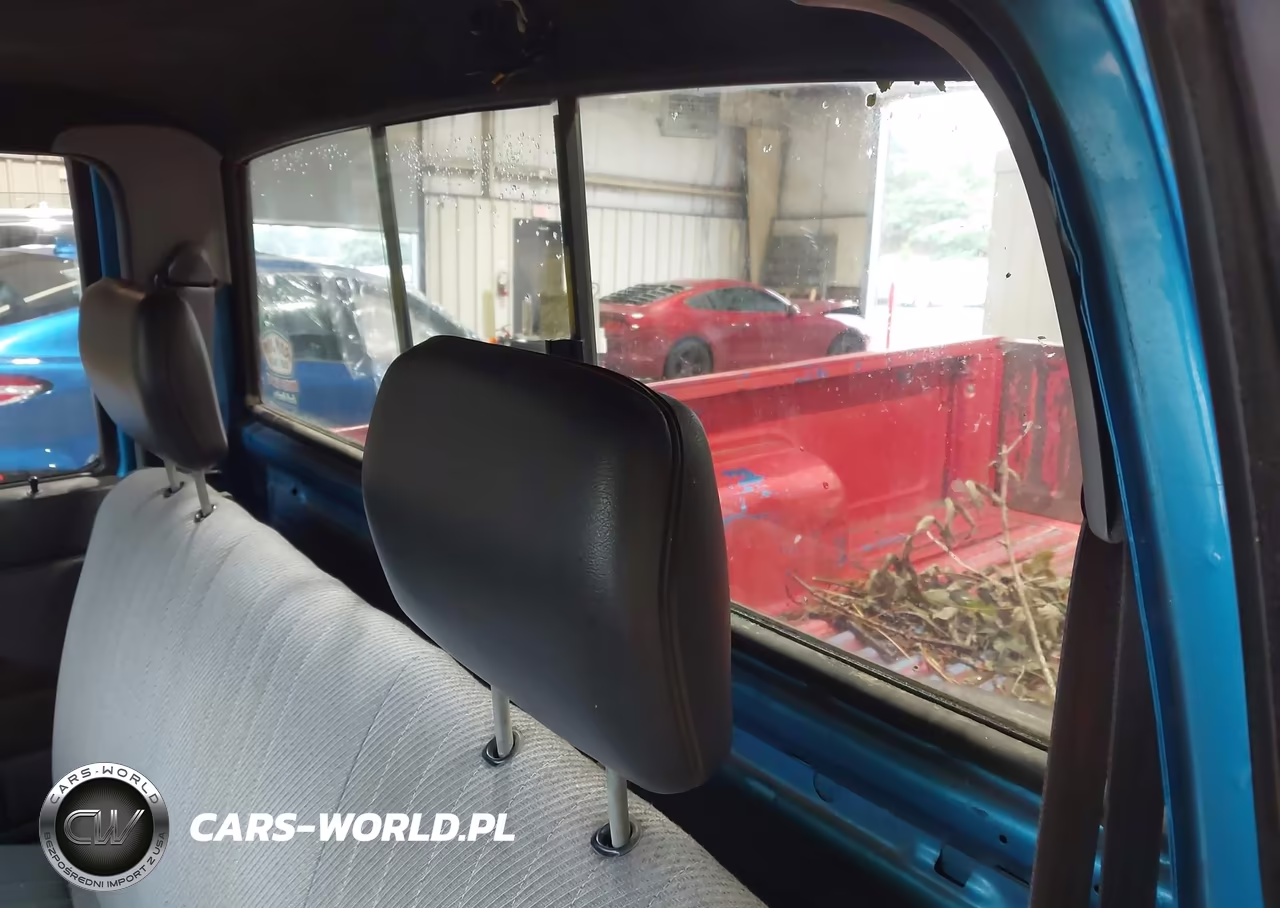 1995 Nissan Truck E-Xe VIN:1N6SD11S7SC310065 - 8