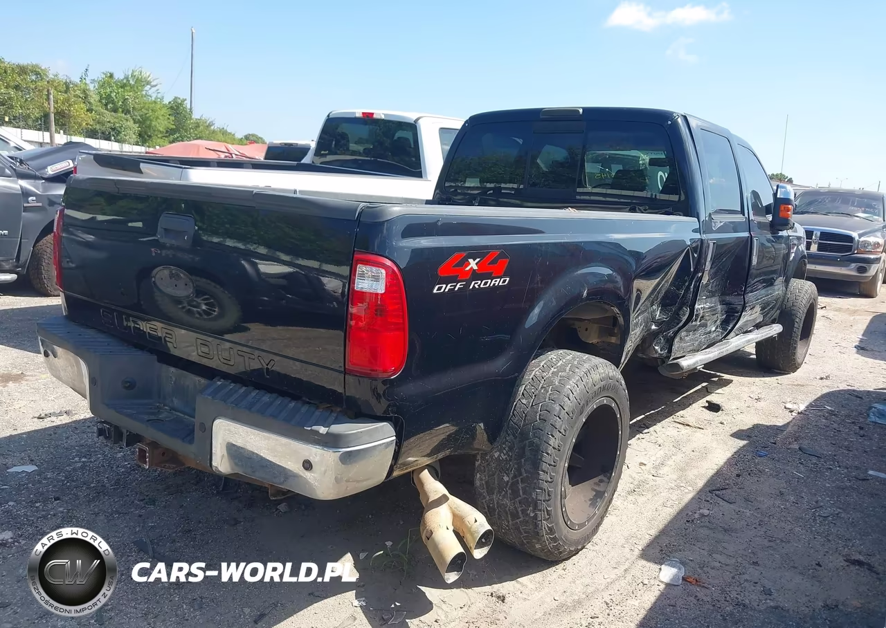 2008 Ford Super Duty F-350 Srw Fx4-Harley-Davidson-King Ranch-Lariat-Xl-Xlt VIN:1FTWW31R08EC70884 - 4