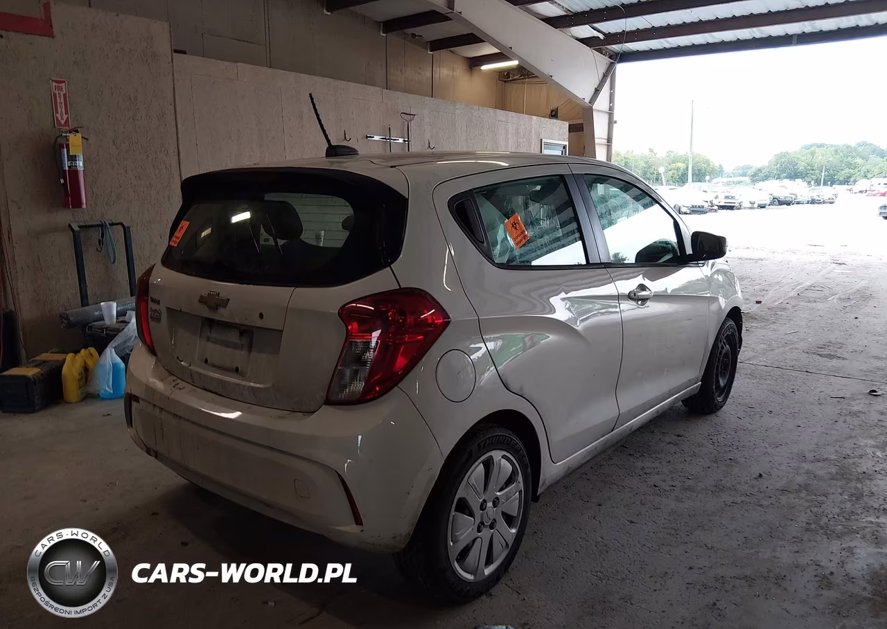 2017 Chevrolet Spark Ls Cvt VIN:KL8CB6SAXHC747429 - 4