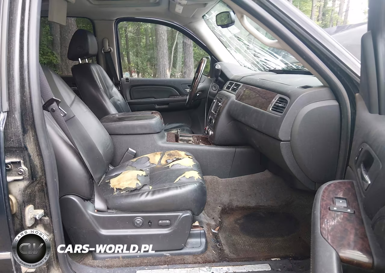2008 GMC Yukon Denali VIN:1GKFK638X8J133139 - 5