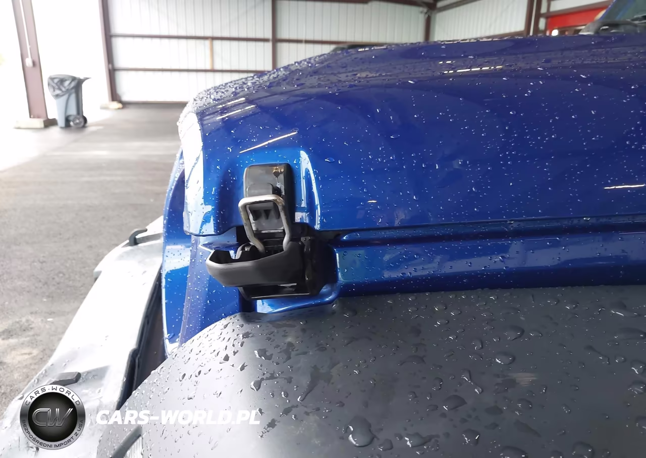 2019 Jeep Wrangler Unlimited Sport S 4X4 VIN:1C4HJXDG5KW568888 - 17