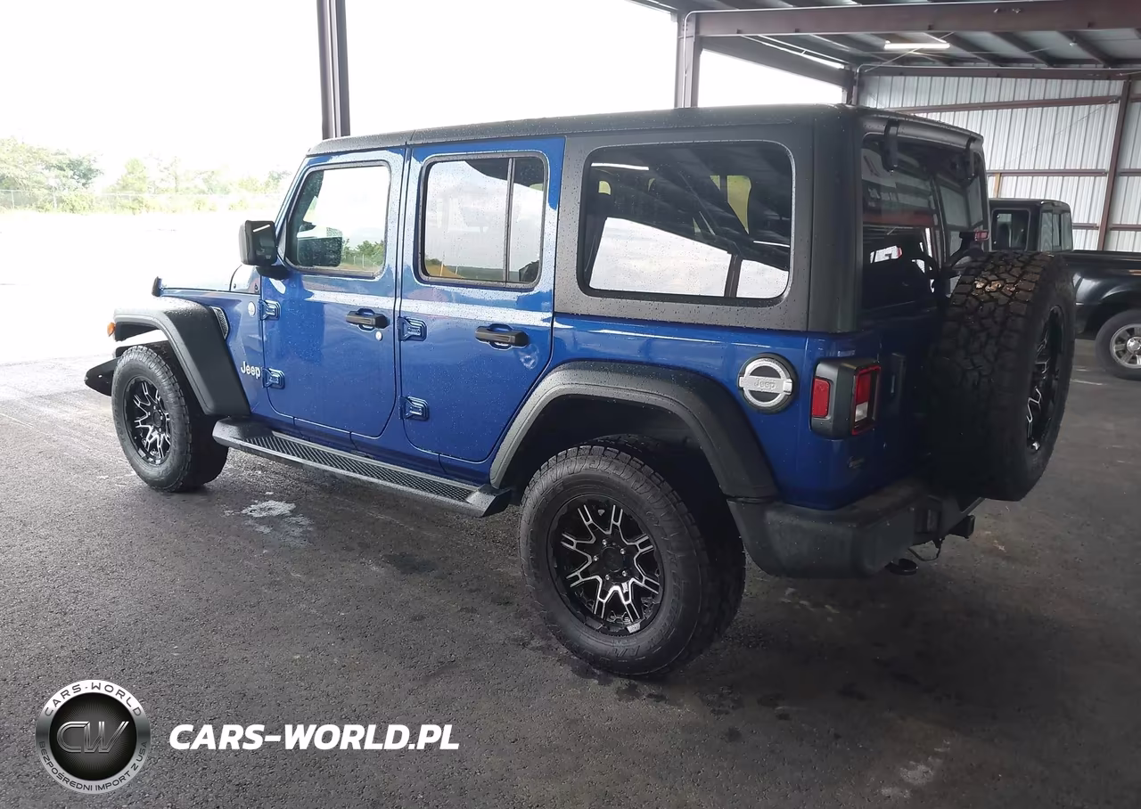 2019 Jeep Wrangler Unlimited Sport S 4X4 VIN:1C4HJXDG5KW568888 - 3
