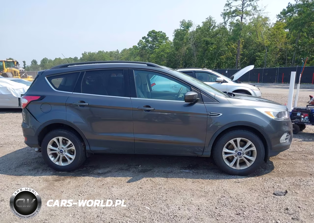 2018 Ford Escape Se VIN:1FMCU9GD2JUD39122 - 13