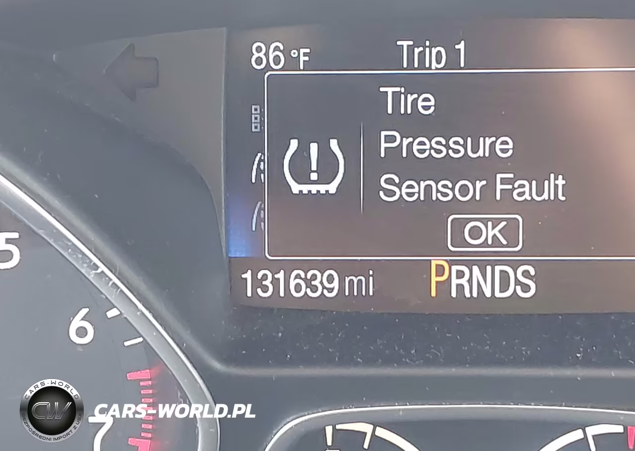 2018 Ford Escape Se VIN:1FMCU9GD2JUD39122 - 15