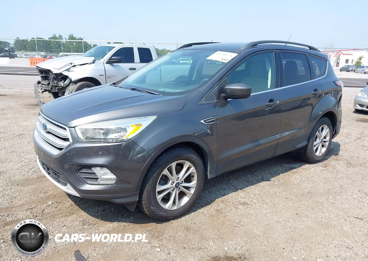 2018 Ford Escape Se VIN:1FMCU9GD2JUD39122 - 2