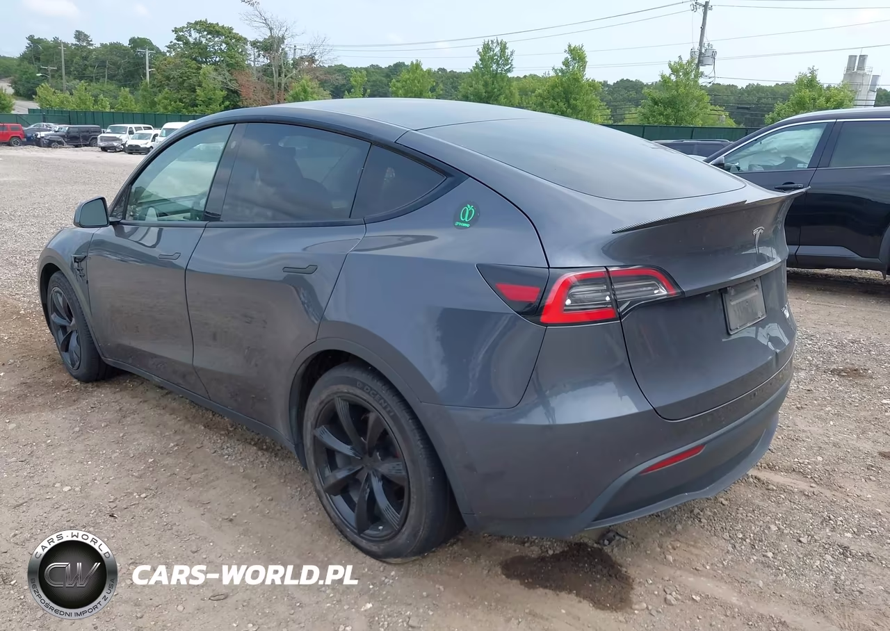 2021 Tesla Model Y Long Range Dual Motor All-Wheel Drive VIN:5YJYGDEE0MF087870 - 3