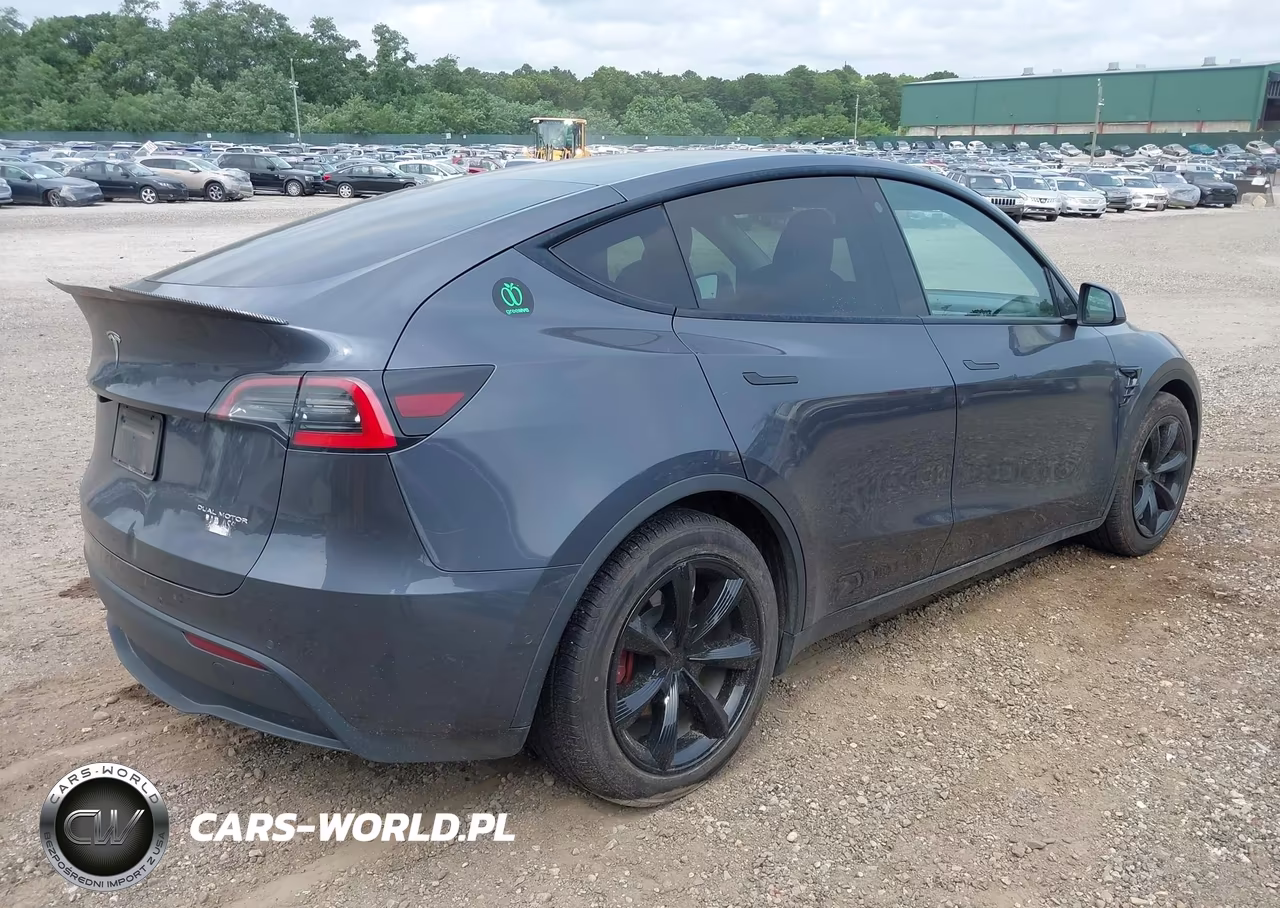 2021 Tesla Model Y Long Range Dual Motor All-Wheel Drive VIN:5YJYGDEE0MF087870 - 4