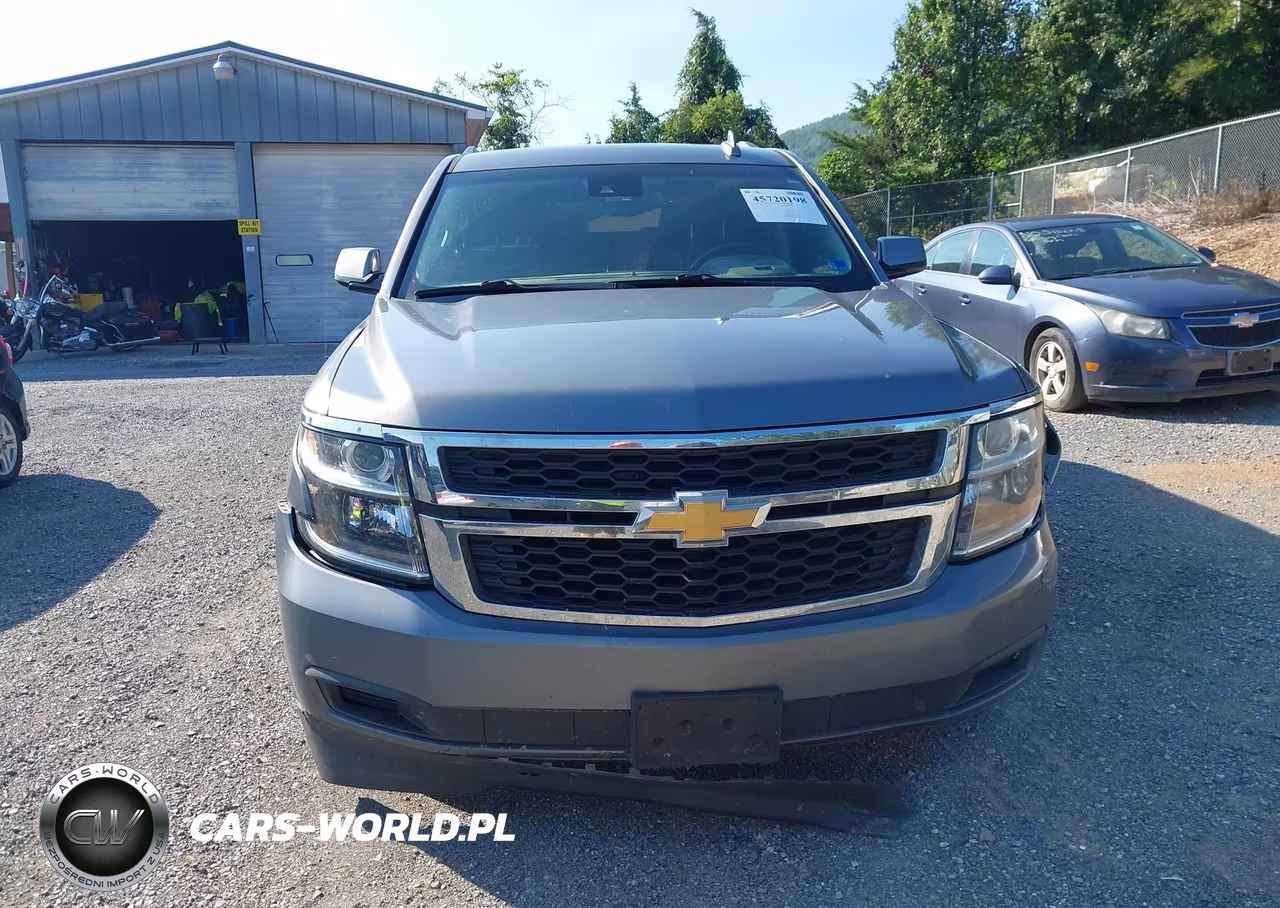 2020 Chevrolet Suburban 4Wd Ls VIN:1GNSKGKC3LR109725 - 13