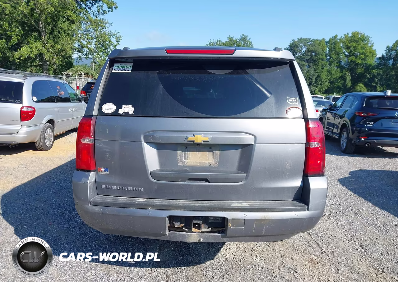 2020 Chevrolet Suburban 4Wd Ls VIN:1GNSKGKC3LR109725 - 17