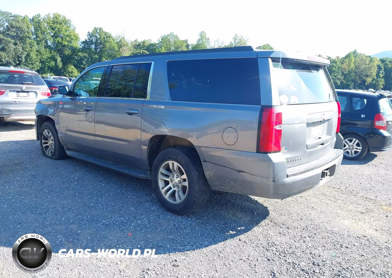 2020 Chevrolet Suburban 4Wd Ls VIN:1GNSKGKC3LR109725 - 3