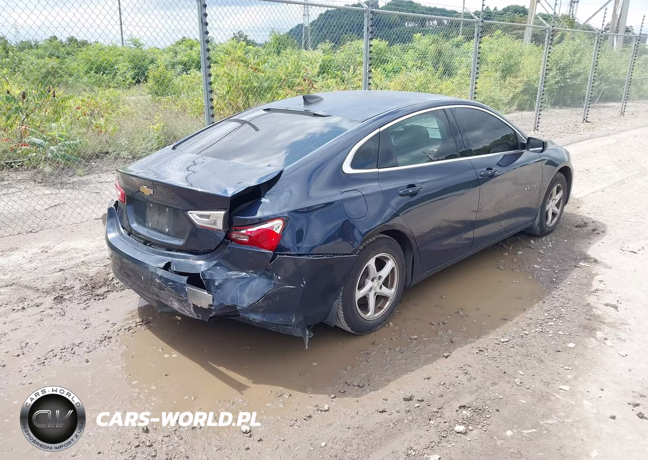 2017 Chevrolet Malibu Ls VIN:1G1ZB5ST7HF129571 - 4