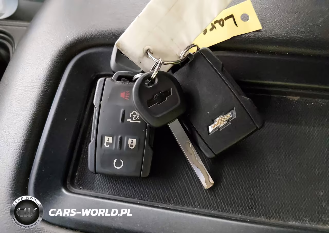 2019 Chevrolet Tahoe Ls VIN:1GNSKAKC5KR371841 - 11