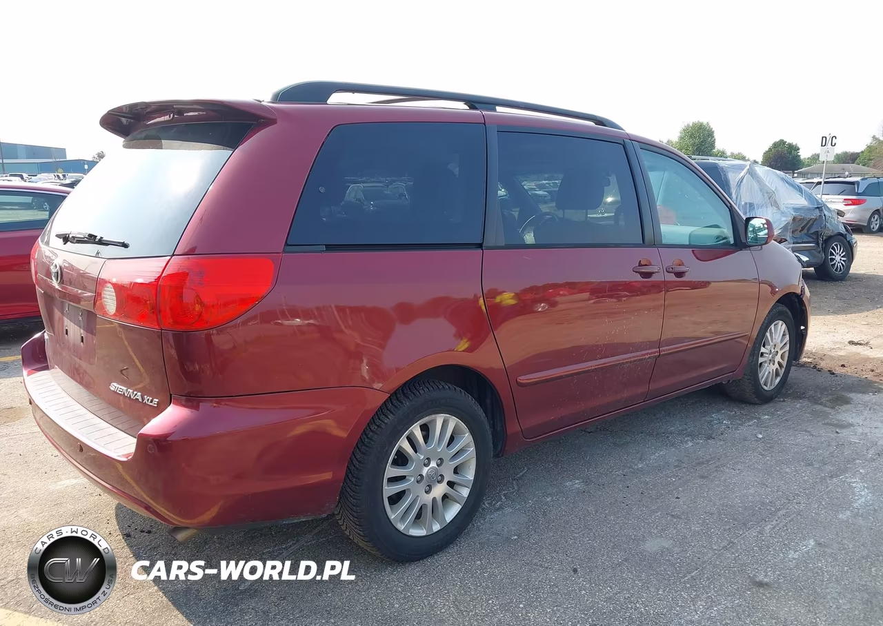 2010 Toyota Sienna Xle VIN:5TDYK4CC2AS332871 - 4