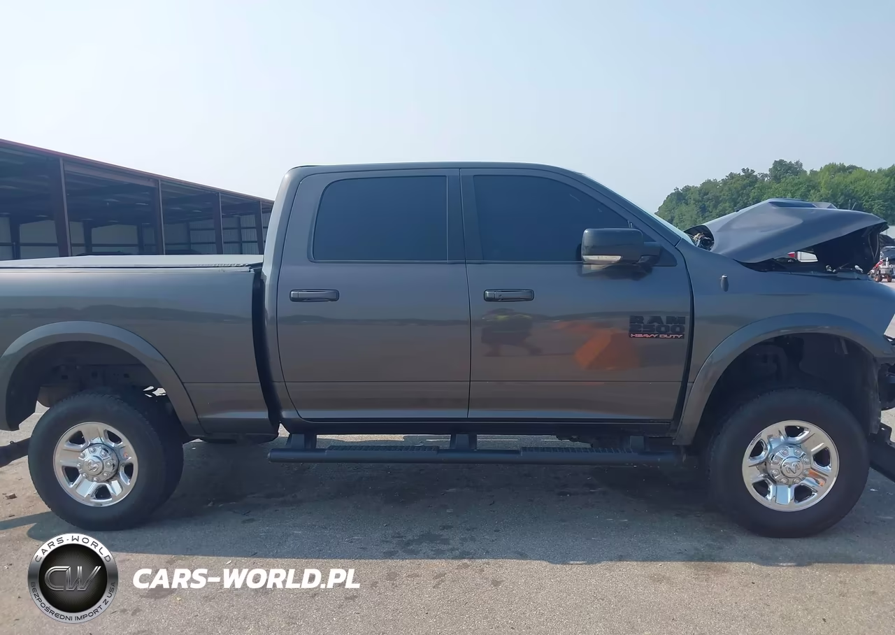 2018 Ram 2500 Laramie 4X4 6'4 Box VIN:3C6UR5FJ8JG175539 - 14