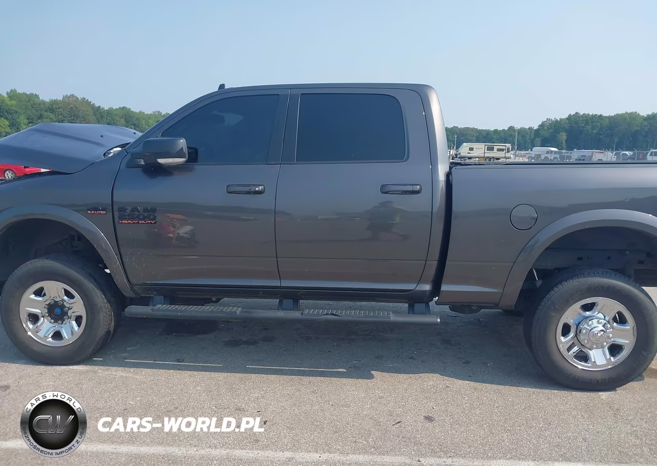 2018 Ram 2500 Laramie 4X4 6'4 Box VIN:3C6UR5FJ8JG175539 - 15