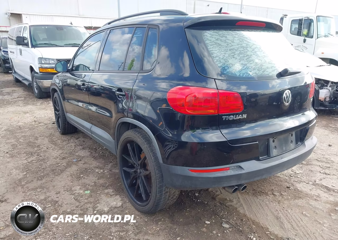 2016 Volkswagen Tiguan S VIN:WVGAV7AX8GW589277 - 3