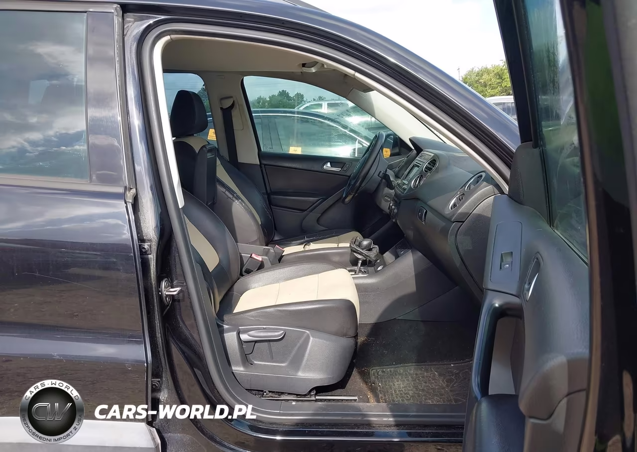 2016 Volkswagen Tiguan S VIN:WVGAV7AX8GW589277 - 5