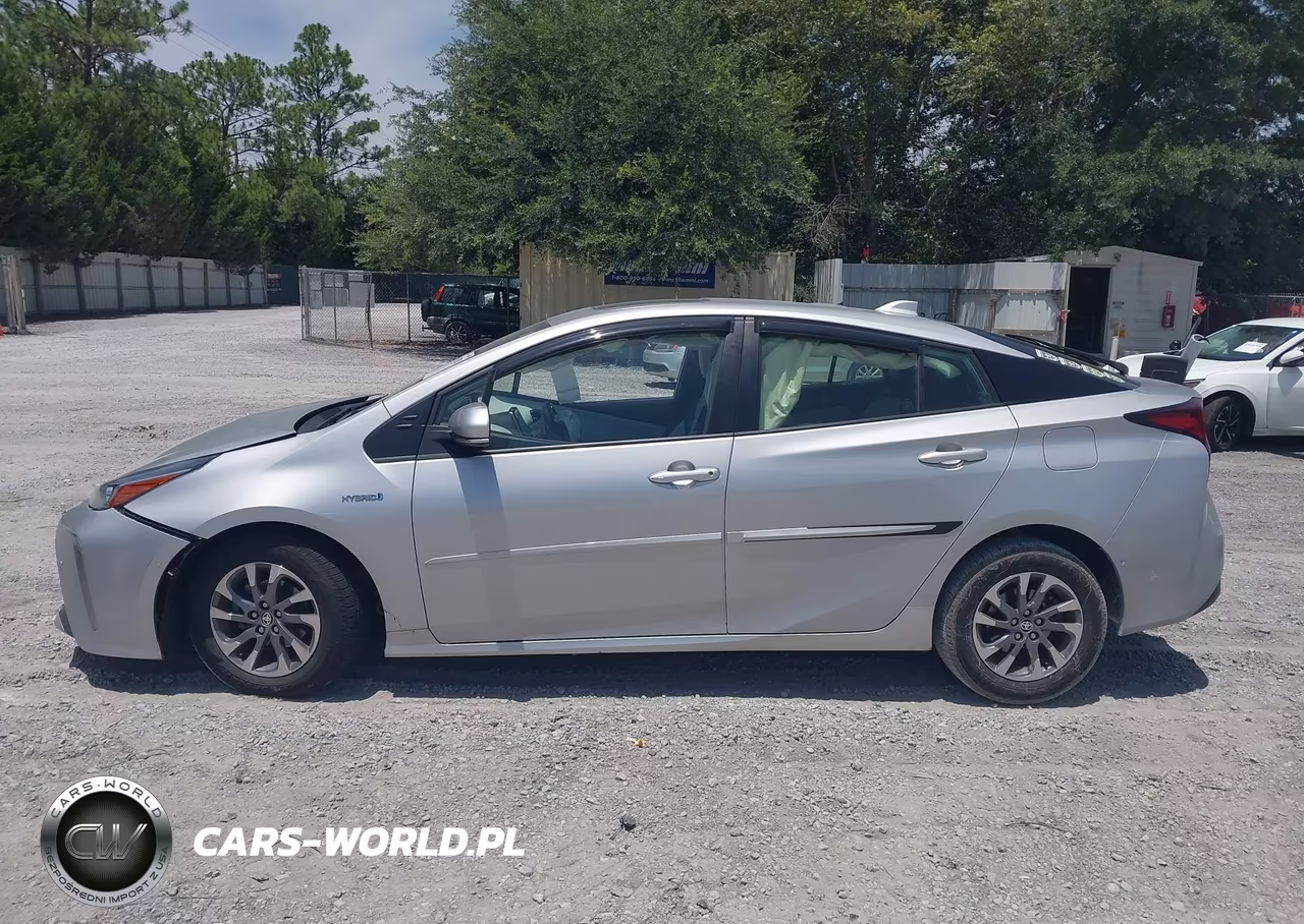 2022 Toyota Prius Limited VIN:JTDKAMFU0N3163129 - 13