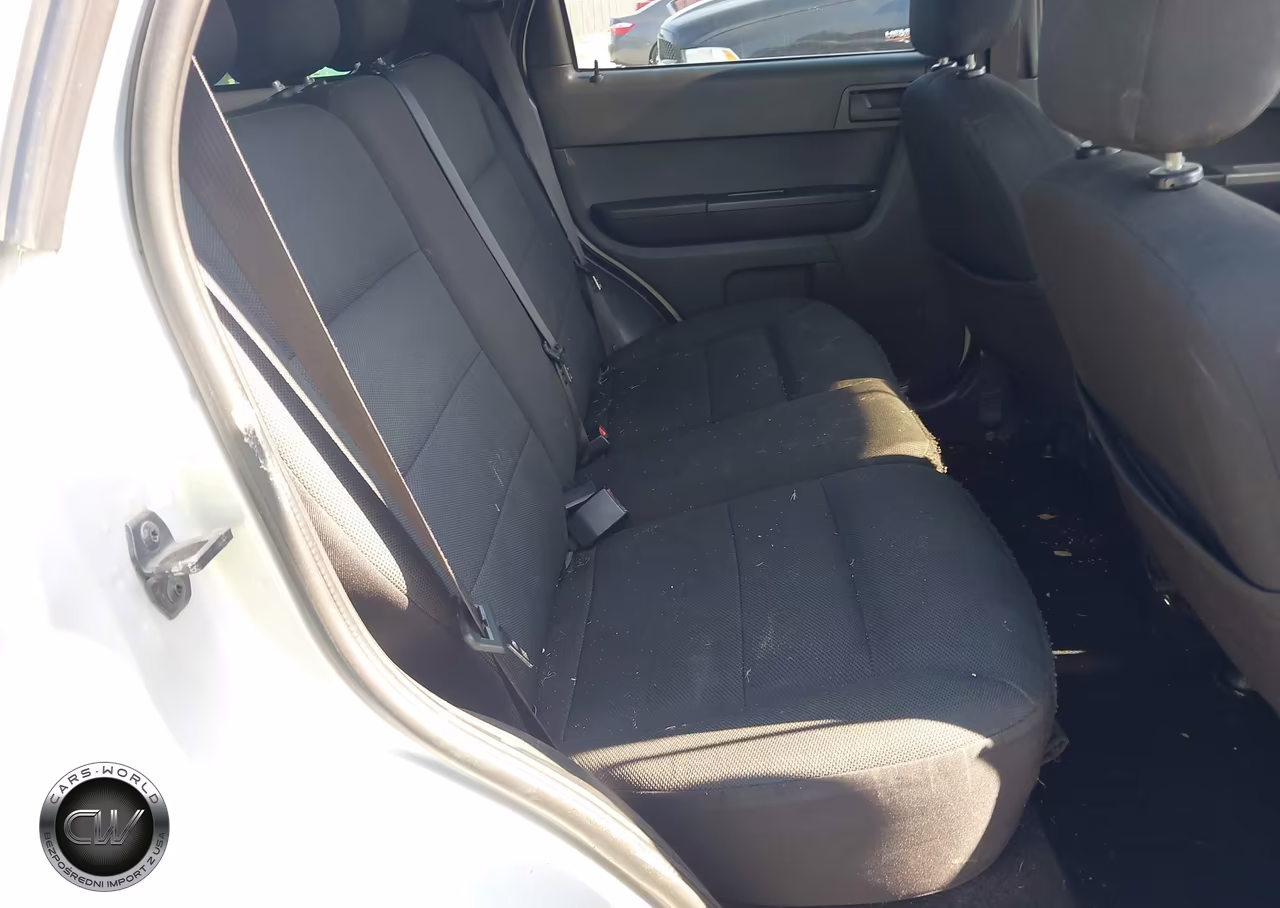 2008 Ford Escape Xlt VIN:1FMCU03Z98KD07593 - 8