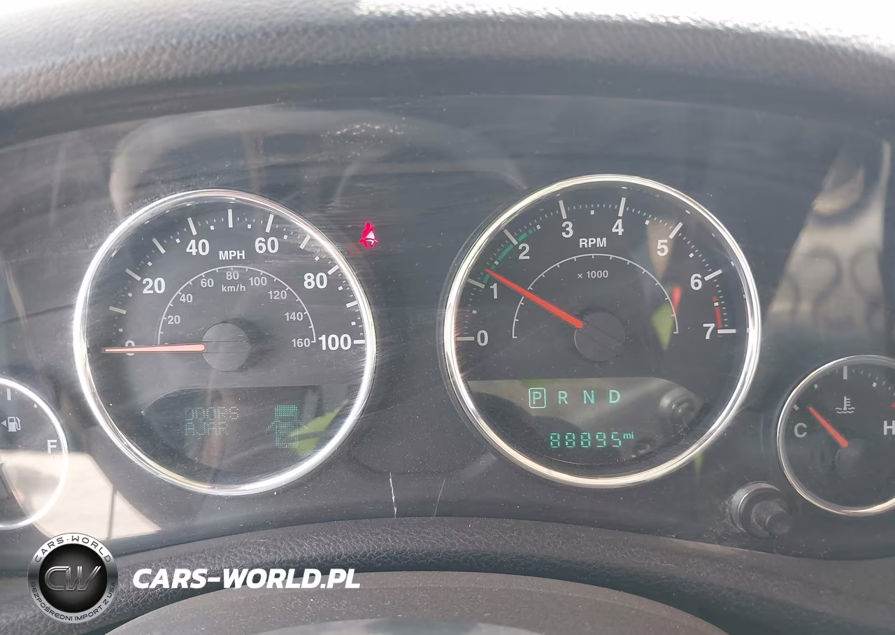 2015 Jeep Wrangler Sport VIN:1C4GJWAG7FL598069 - 7