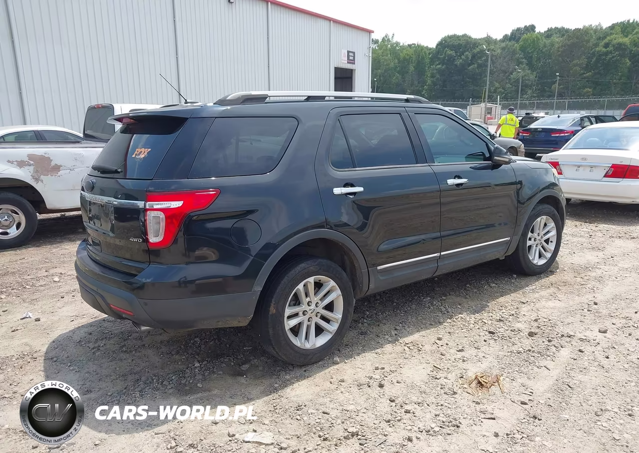 2011 Ford Explorer Xlt VIN:1FMHK8D82BGA48908 - 4