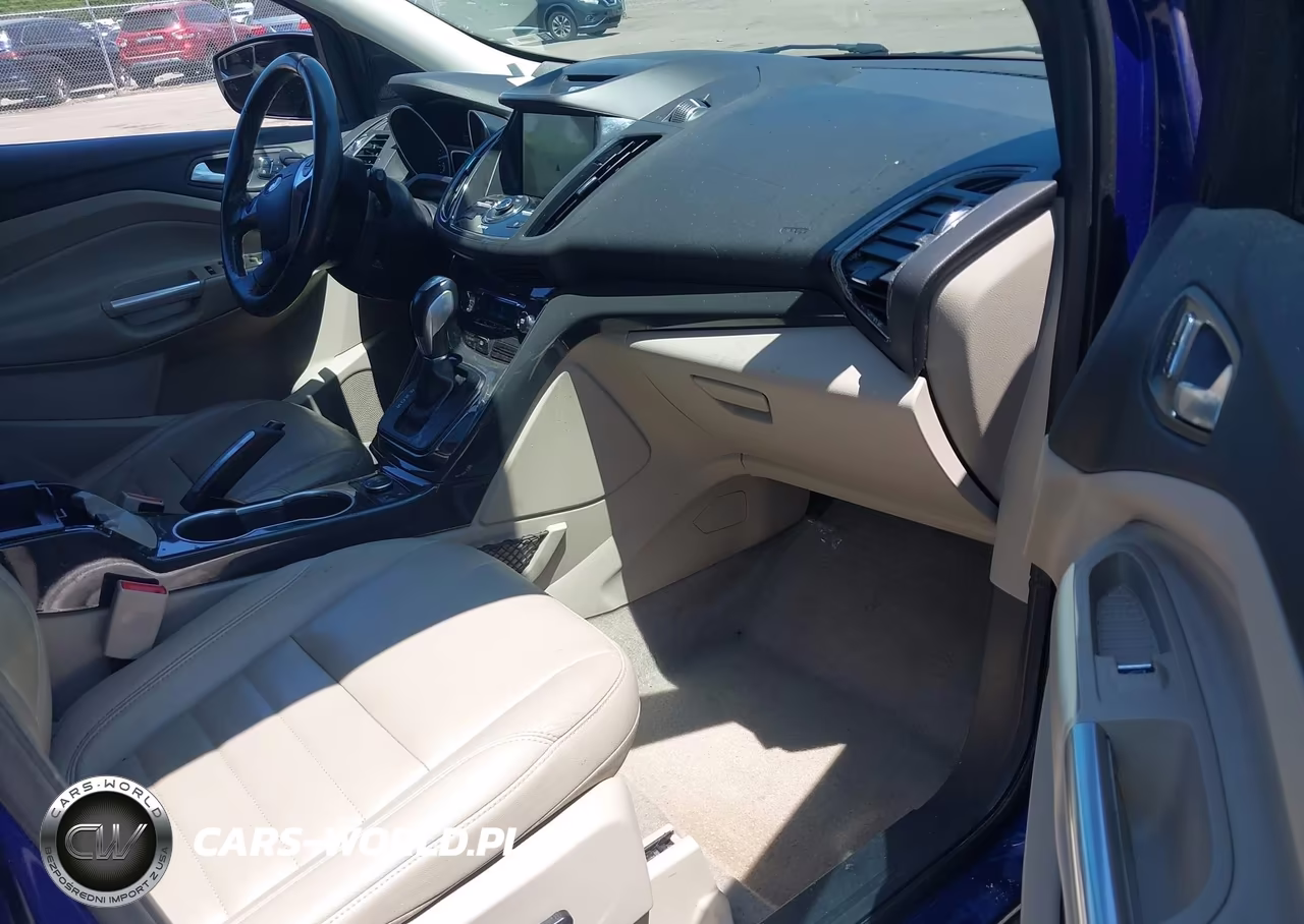 2016 Ford Escape Titanium VIN:1FMCU9J97GUC90495 - 5