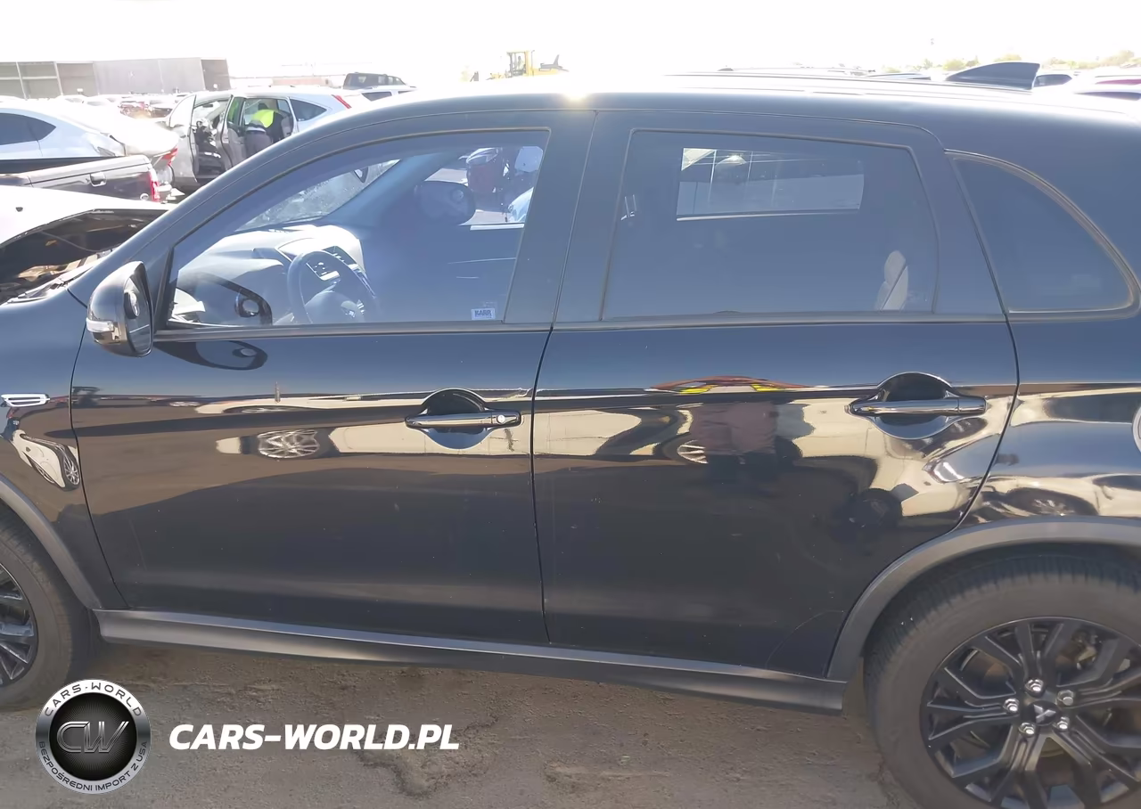 2017 Mitsubishi Outlander Sport 2.0 Le VIN:JA4AP3AU0HZ068996 - 14