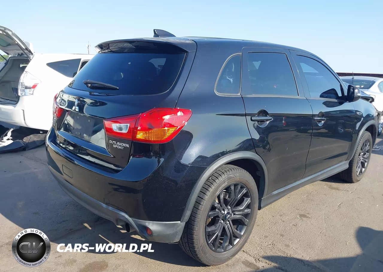 2017 Mitsubishi Outlander Sport 2.0 Le VIN:JA4AP3AU0HZ068996 - 4