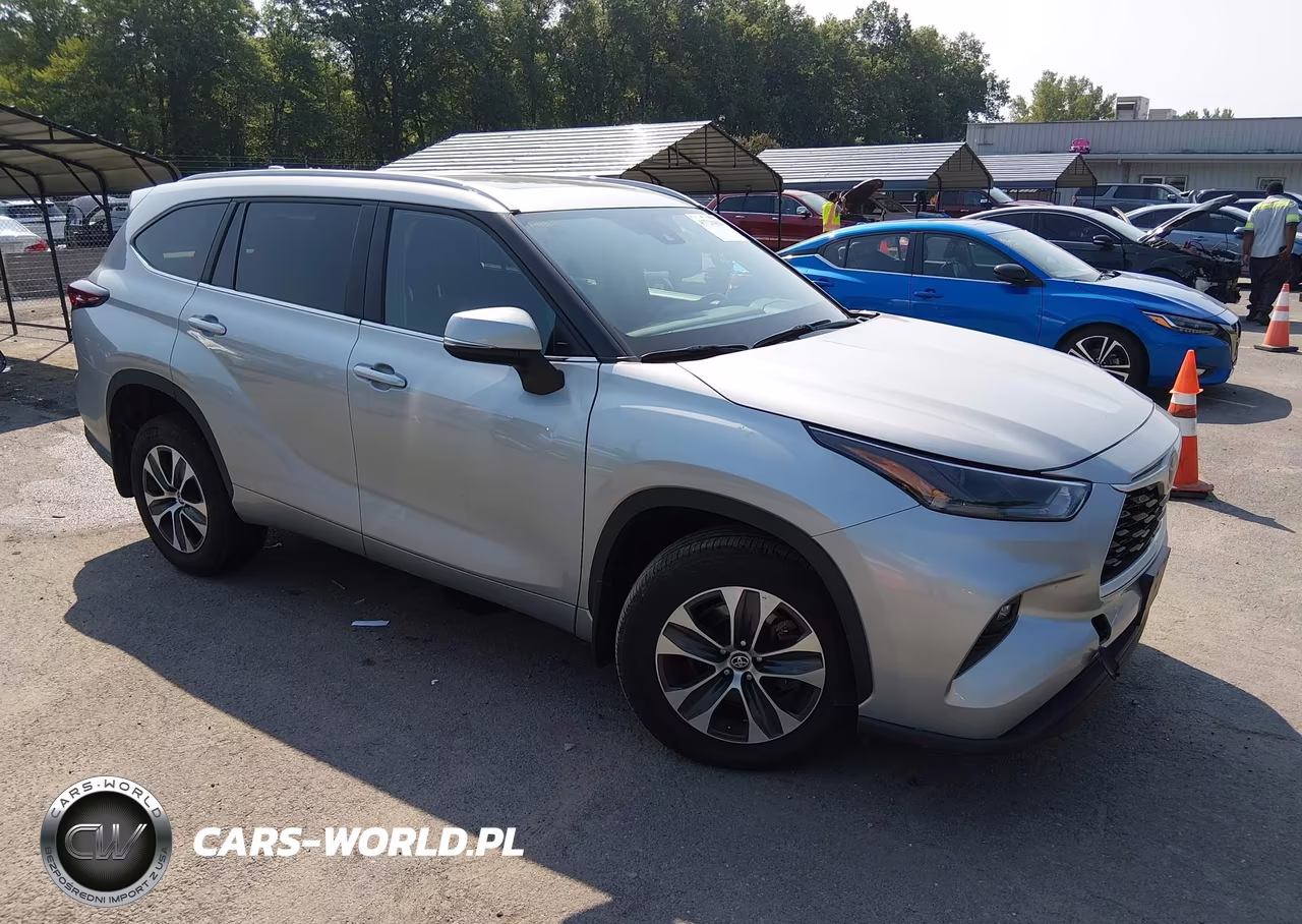 2025 Toyota Highlander Xle – zdjęcie 1 z 16