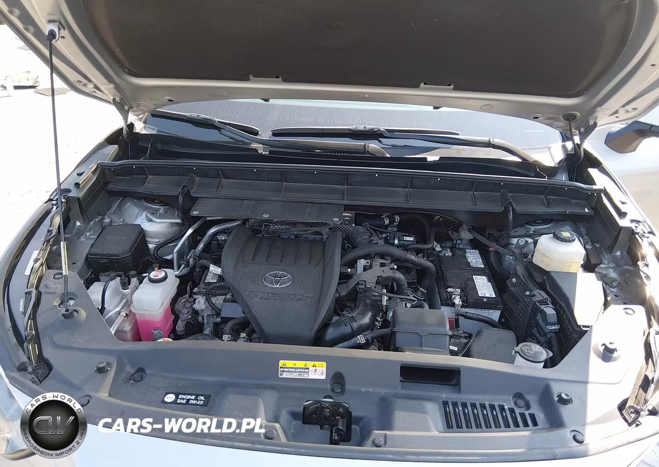 2025 Toyota Highlander Xle VIN:5TDKDRBH0SS588423 - 10