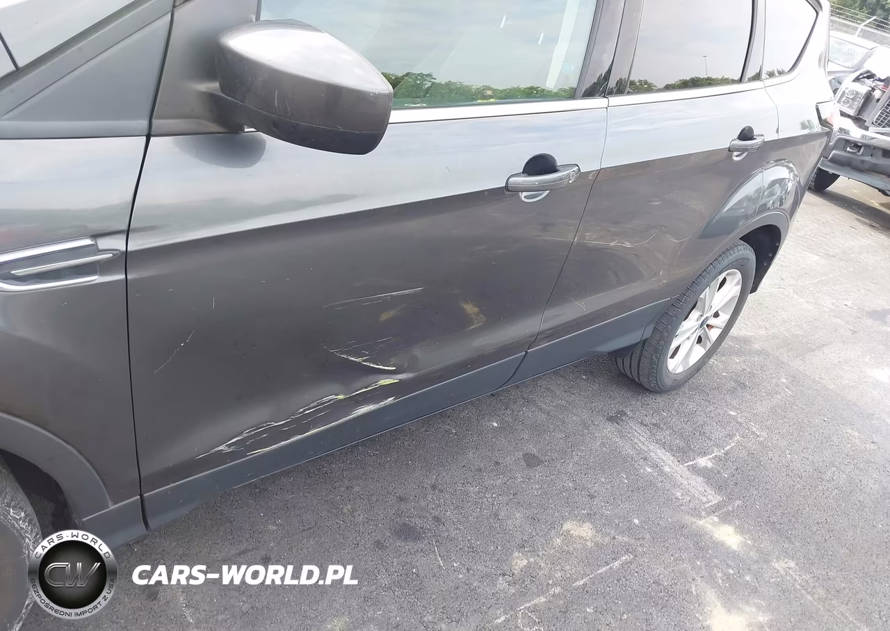 2017 Ford Escape Se VIN:1FMCU0GD0HUC71957 - 6