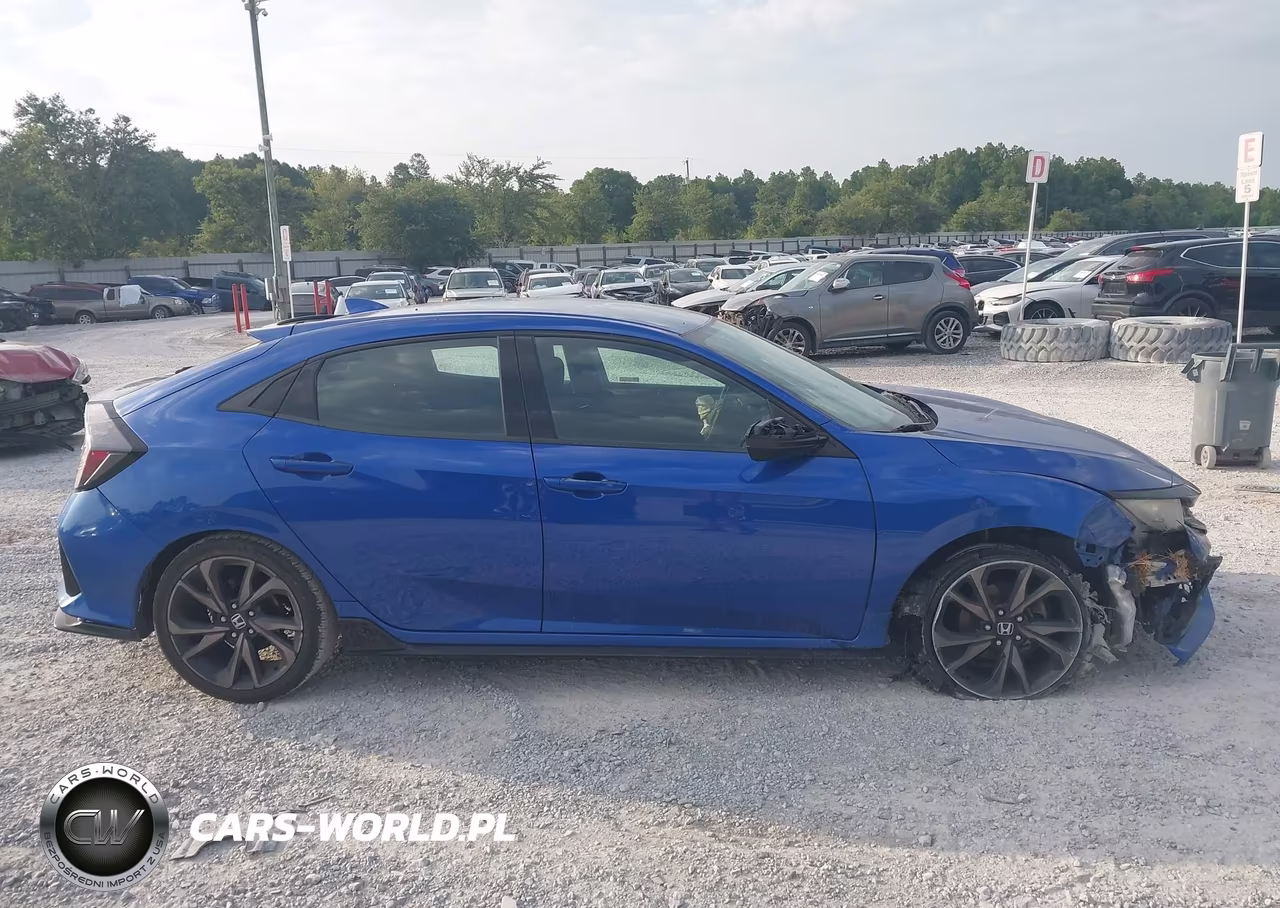 2018 Honda Civic Sport VIN:SHHFK7H45JU224726 - 13