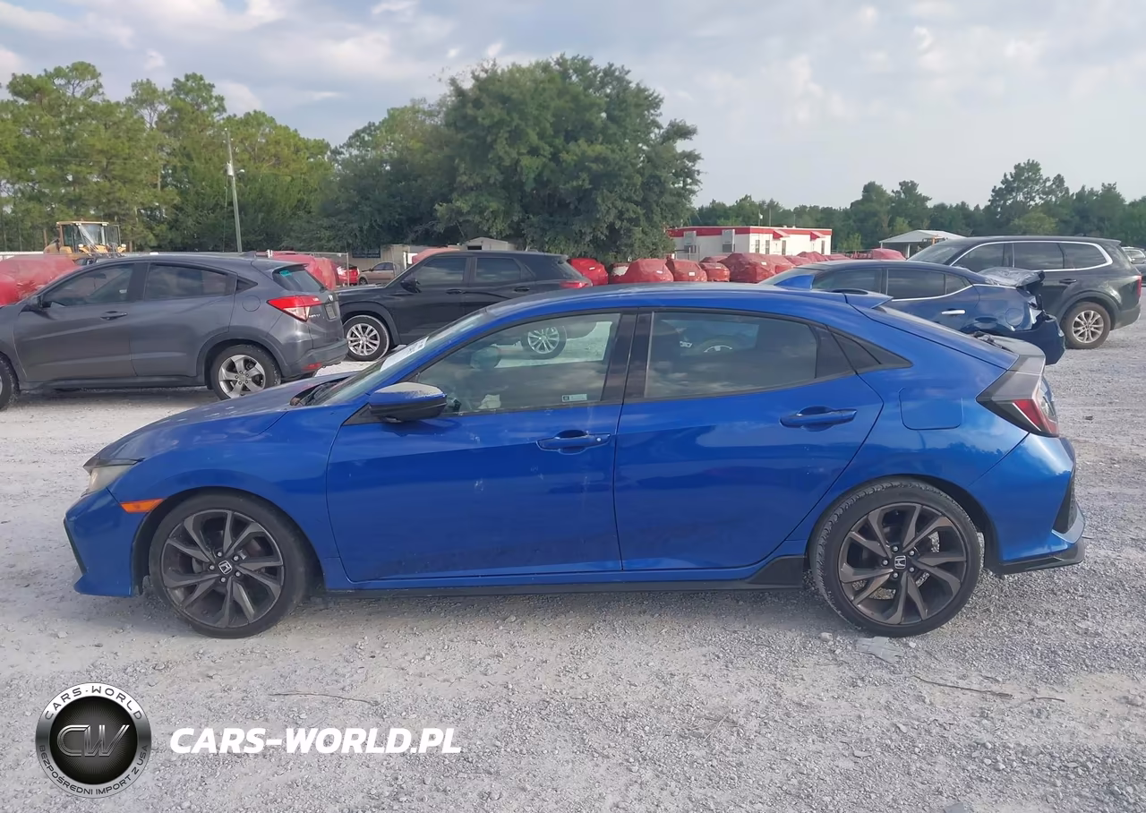 2018 Honda Civic Sport VIN:SHHFK7H45JU224726 - 14