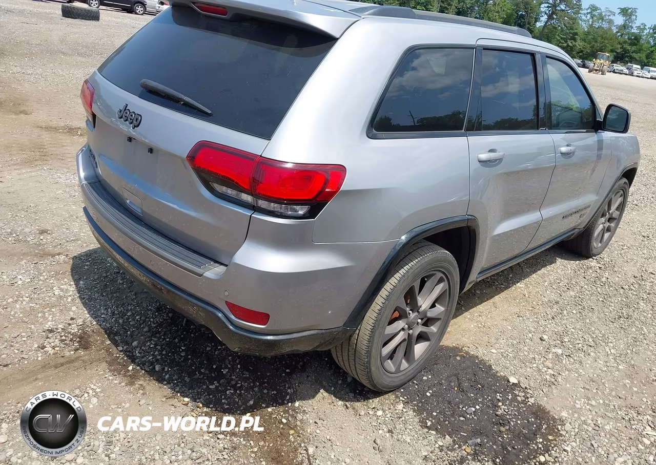 2016 Jeep Grand Cherokee Limited 75Th Anniversary VIN:1C4RJFBGXGC405910 - 4