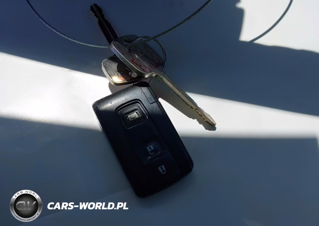 2007 Toyota Prius VIN:JTDKB20U877596221 - 11